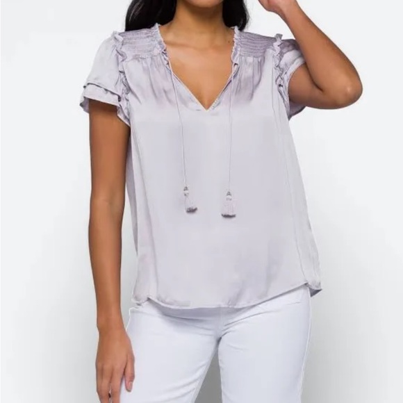 Like New!  Paige “Laramie” silky short sleeve flutter sleeve top in lavender Med - Picture 2 of 12